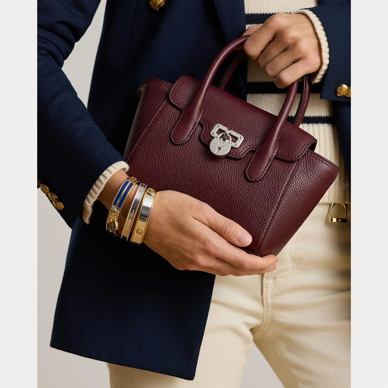 products.gallery.thumbnail_alt