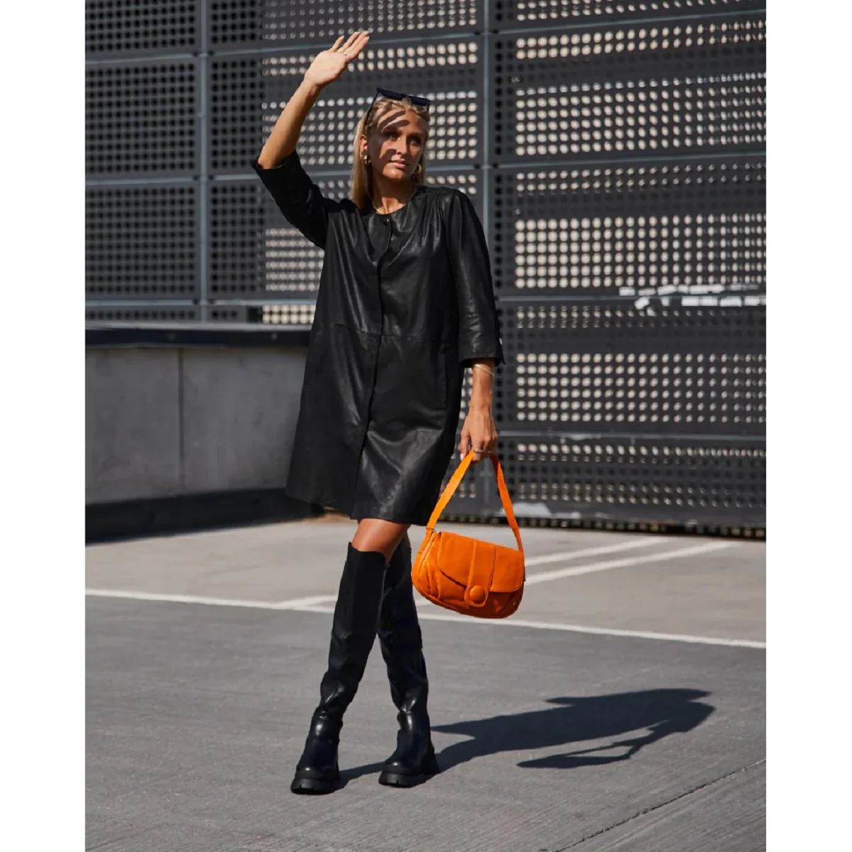 products.gallery.thumbnail_alt